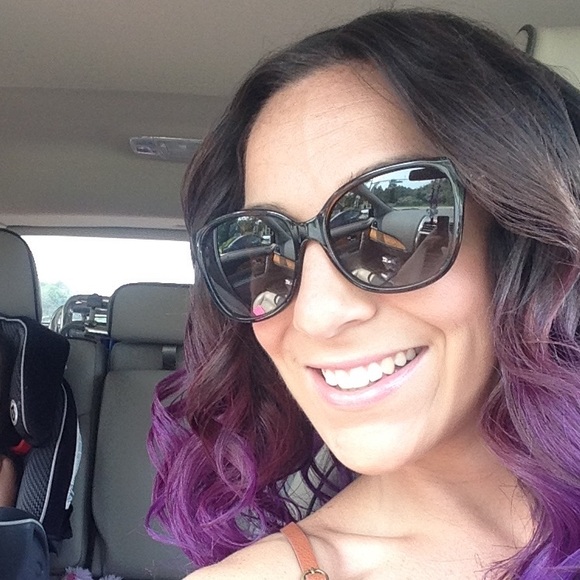  HELLO POSHERS!  - Picture 2 of 4