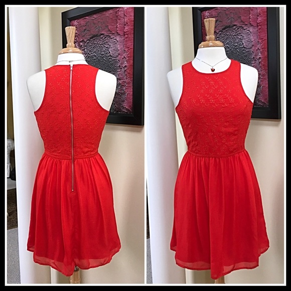 ❌SOLD❌CHERRY RED CHIFFON OVERLAY DRESS Eyelet Mini - Picture 5 of 8