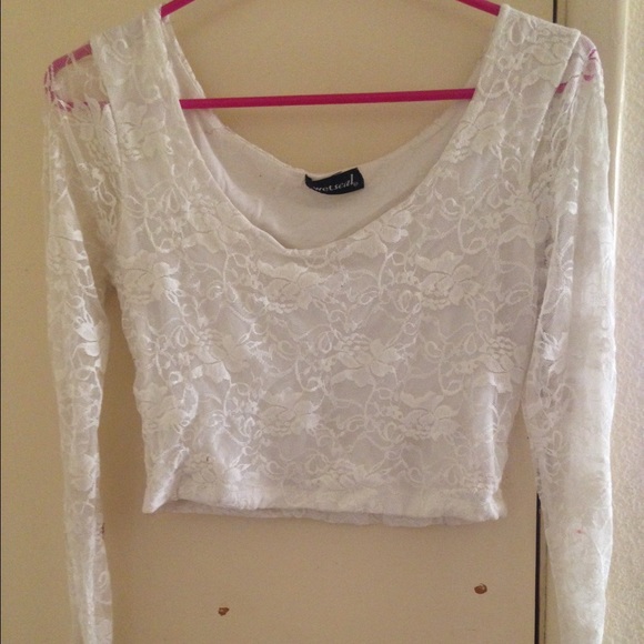 long sleeve crop top