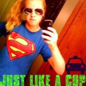 Meet your Posher, Logan