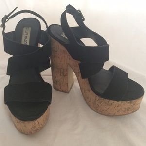 Steve Madden Pickup Sandals