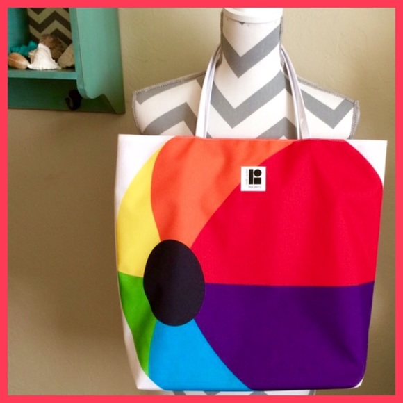 Estee Lauder Other - SALE!☀️BEACH TOTE☀️NEW!