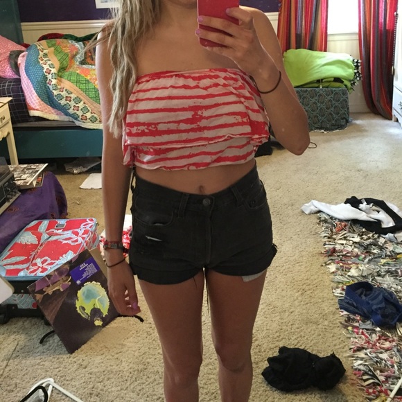 LF striped off the shoulder/tube crop top - Picture 2 of 3