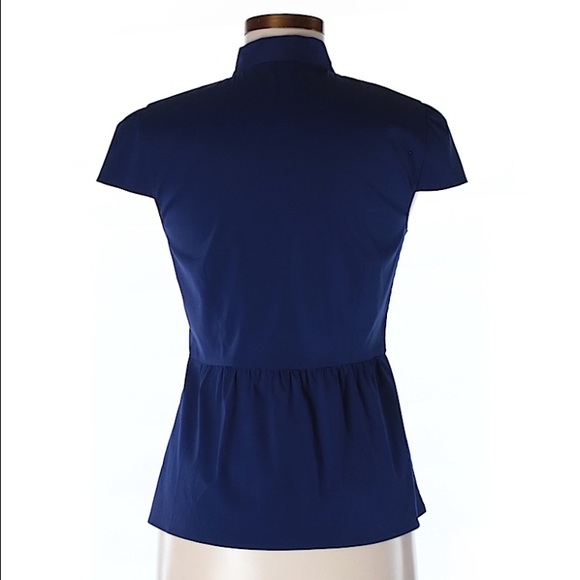 🎀 Short Sleeve Button Down Shirt // by Theory 🎀 - Picture 2 of 4