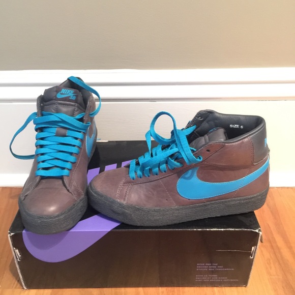 Nike SB blazer.