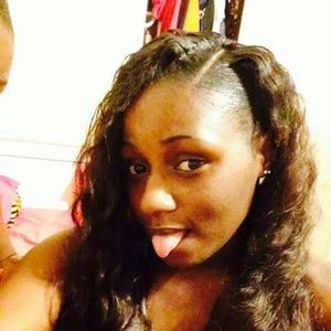 Meet your Posher, Xaviera