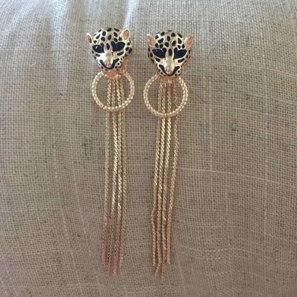 Jewelry - Gold Cougar Doorknock Earrings