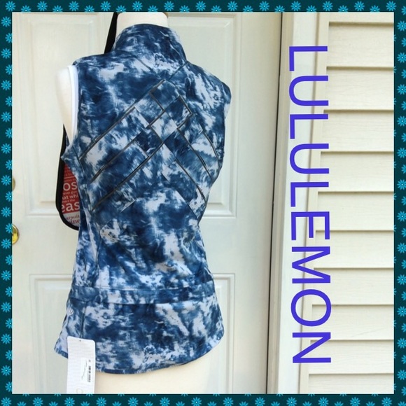 New LULULEMON Blue Zippered "Light Speed Vest" - Picture 2 of 4