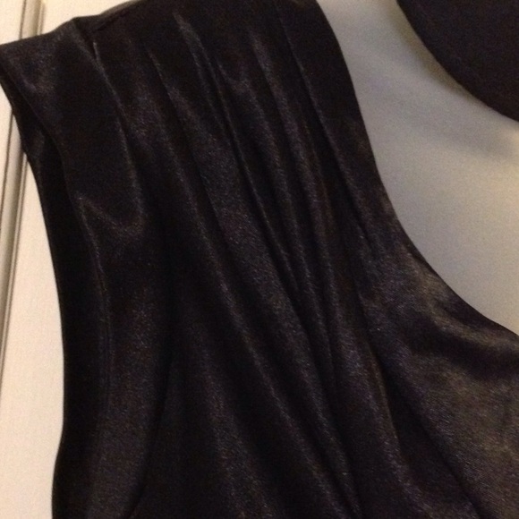 Top black blouse - Picture 3 of 4