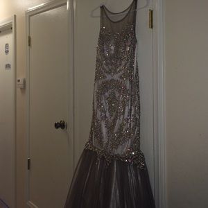 Elegant Mermaid dress! 🚨got it from a boutique!🚨