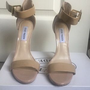 Nude Steve Madden heels