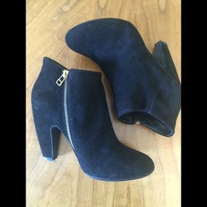 Steve Madden Penelope bootie size 9
