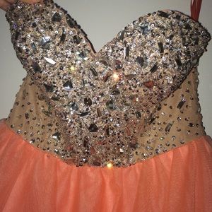 Short elegant prom dress!