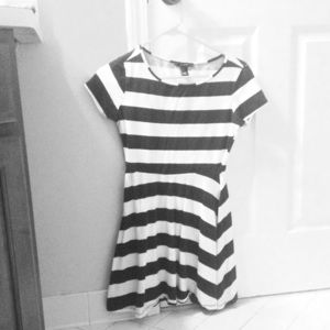 Short sleeved skater dress