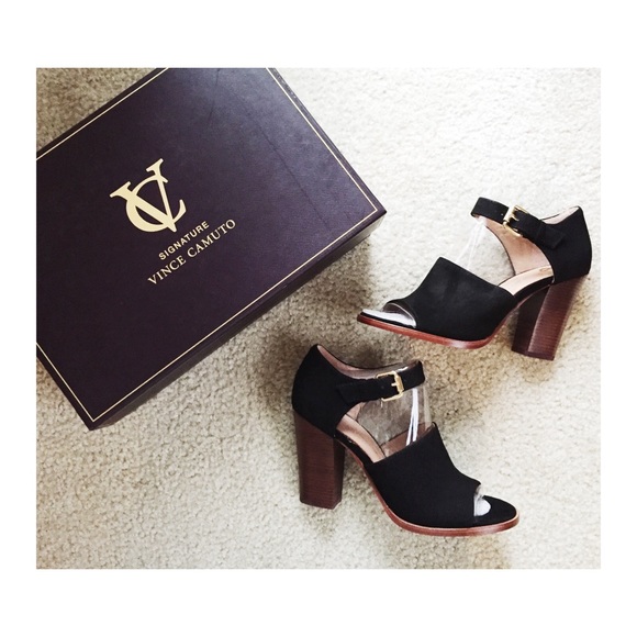Vince Camuto ankle strap sandal