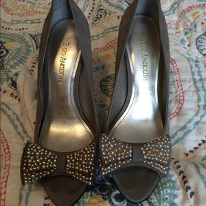 Enzo Angiolini peep toe heels