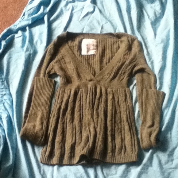 Green Hollister Sweater!