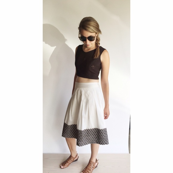 2 piece outfit. Restyled skirt & vintage top.