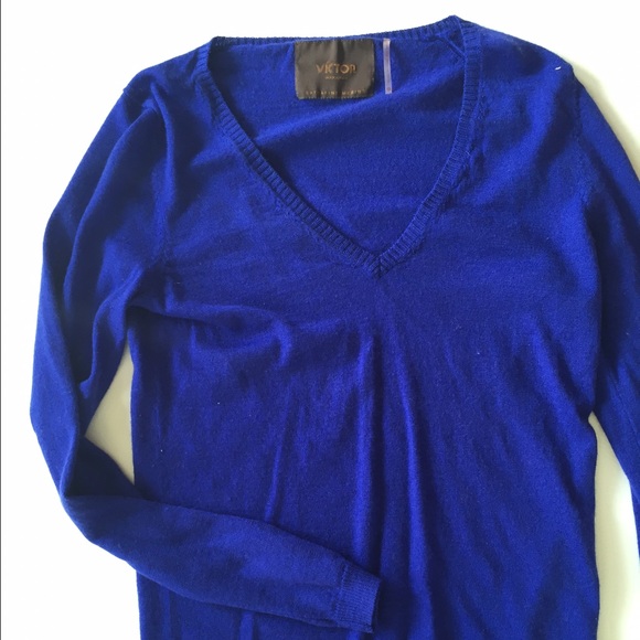 Victor merino sweater size small