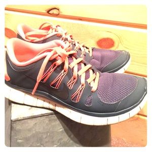 Gray/Coral Nike FREE 5.0