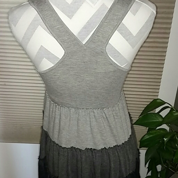 Weekend Dress - Picture 2 of 3