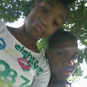 Meet your Posher, Simone