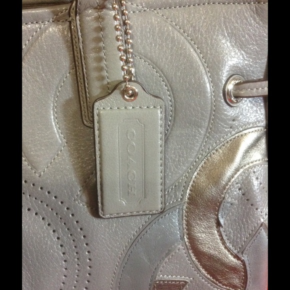 <SOLD> Coach Chelsea tote / purse - Picture 4 of 4
