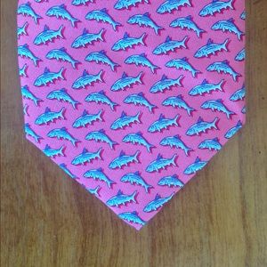 Vineyard Vines Tie