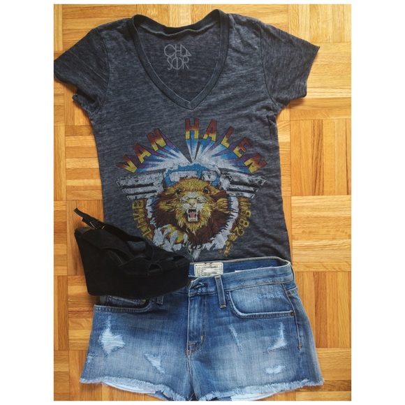 Current Elliot boyfriend short