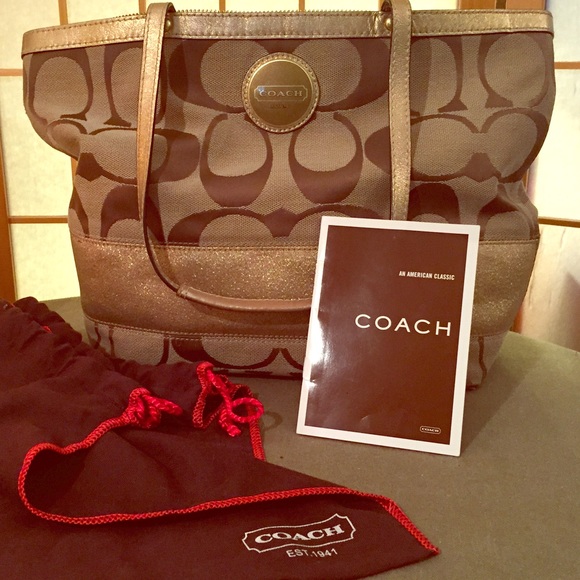 Classic Coach Purse with Gold