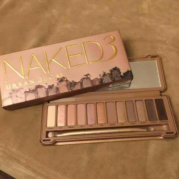 Naked 3 RESERVED