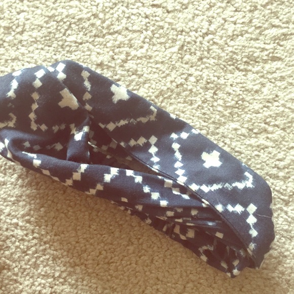 Urban outfitters headband