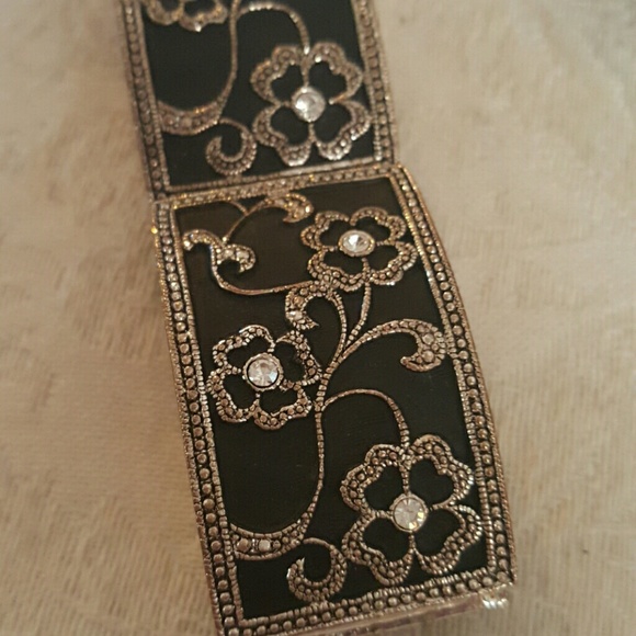Bracelet - Picture 3 of 4
