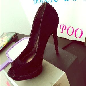 Anne Mitchell heels