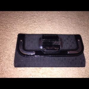 Guess wallet