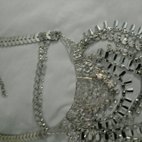 Necklace - Picture 2 of 4
