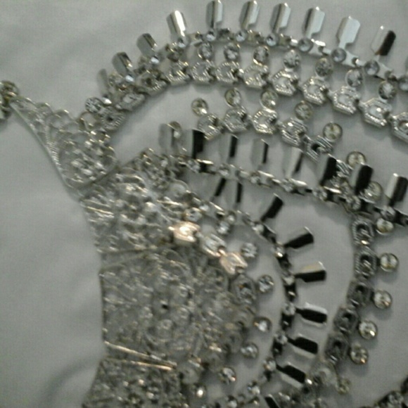 Necklace - Picture 3 of 4