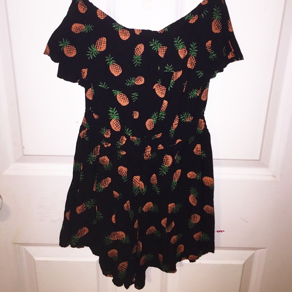❗️price drop ❗️Pineapple Romper