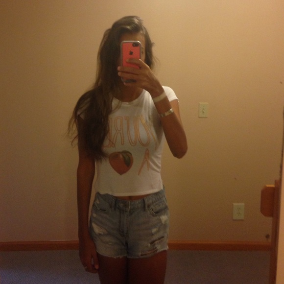 ❌SOLD❌RARE Brandy Melville you're a peach - Picture 3 of 3