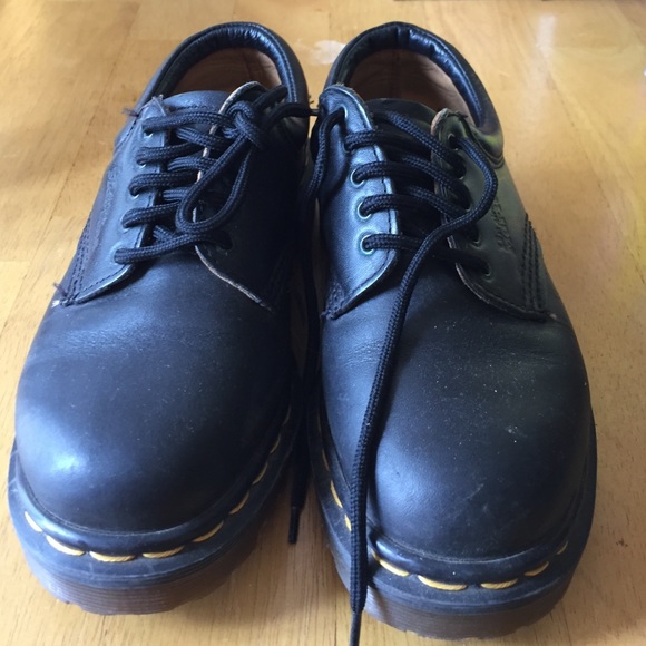 Black shoes