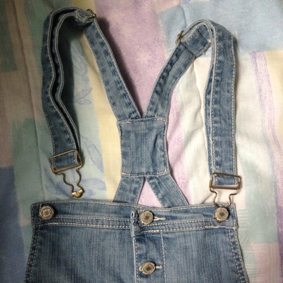 Sold on Ⓜ️🚩 denim shorts overalls 🌸 - Picture 4 of 4