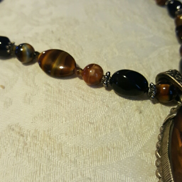 Necklace - Picture 3 of 4