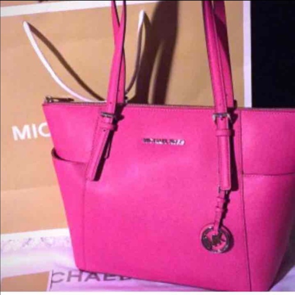 Authentic MK