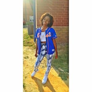 Meet your Posher, Amya