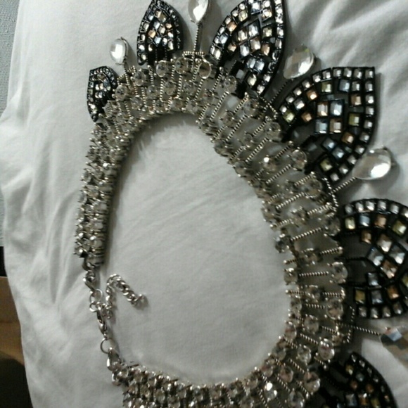 Necklace - Picture 3 of 3