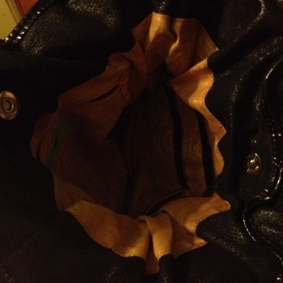 Black Handbag - Picture 2 of 2