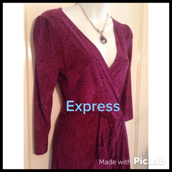 Express Dresses & Skirts - "That's a Wrap" Express dress👠👠