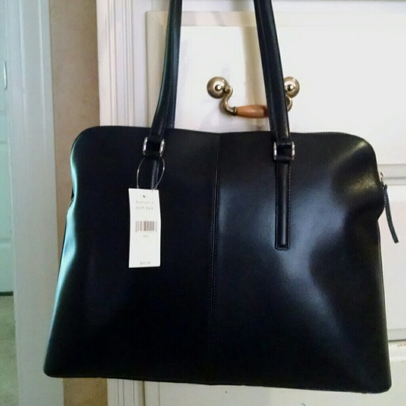 Brand New Banana Republic purse!