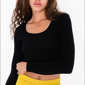 Black cropped  Reed Top💣