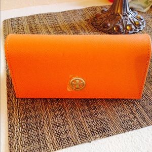 Tory Burch Make Up Case